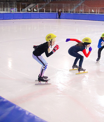 Открытое первенство Центра  по шорт- треку "Зимние потешки" 2023