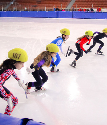 Открытое первенство Центра  по шорт- треку "Зимние потешки" 2023