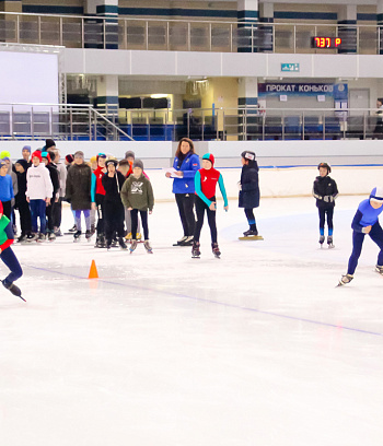 "Зимние потешки 2023" по конькобежному спорту