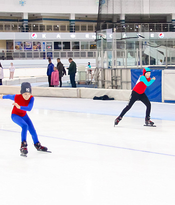 "Зимние потешки 2023" по конькобежному спорту