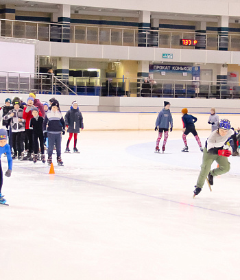 "Зимние потешки 2023" по конькобежному спорту