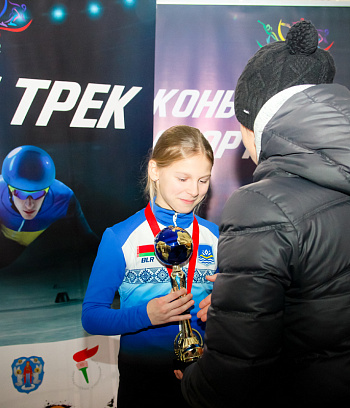 Открытое первенство Центра  по шорт- треку "Зимние потешки" 2023