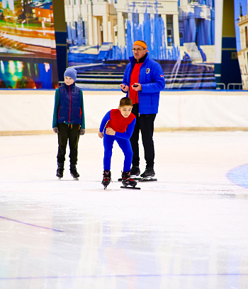 "Зимние потешки 2023" по конькобежному спорту