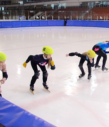 Открытое первенство Центра  по шорт- треку "Зимние потешки" 2023