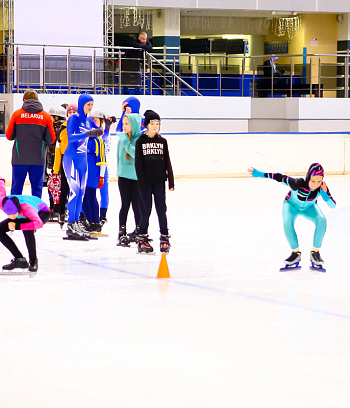 "Зимние потешки 2023" по конькобежному спорту