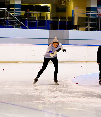 "Зимние потешки 2023" по конькобежному спорту