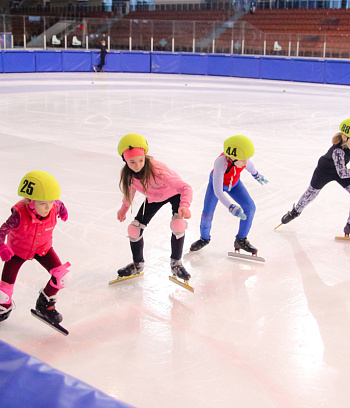 Открытое первенство Центра  по шорт- треку "Зимние потешки" 2023