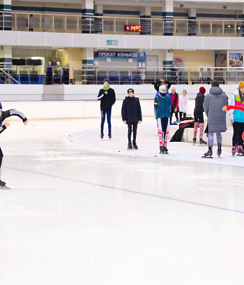 "Зимние потешки 2023" по конькобежному спорту