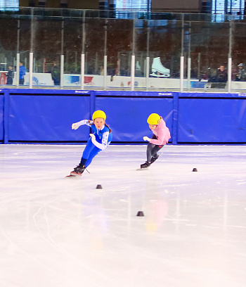 Открытое первенство Центра  по шорт- треку "Зимние потешки" 2023