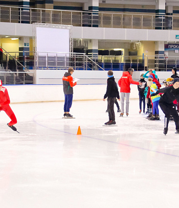 "Зимние потешки 2023" по конькобежному спорту