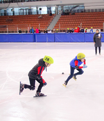 Открытое первенство Центра  по шорт- треку "Зимние потешки" 2023
