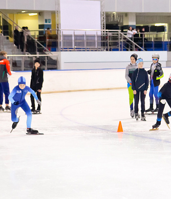 "Зимние потешки 2023" по конькобежному спорту