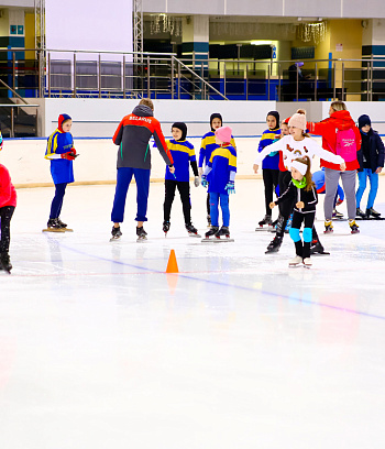 "Зимние потешки 2023" по конькобежному спорту