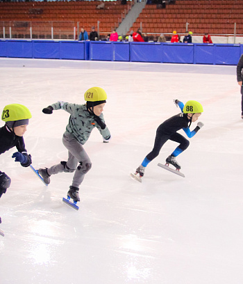 Открытое первенство Центра  по шорт- треку "Зимние потешки" 2023
