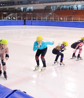 Открытое первенство Центра  по шорт- треку "Зимние потешки" 2023