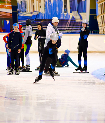"Зимние потешки 2023" по конькобежному спорту