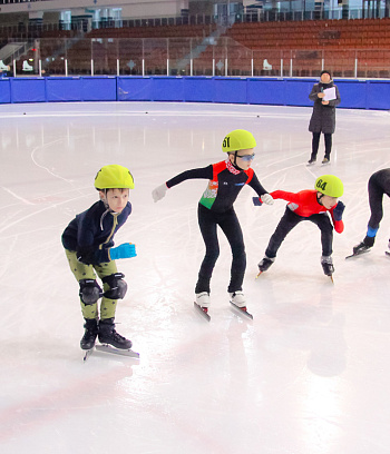 Открытое первенство Центра  по шорт- треку "Зимние потешки" 2023