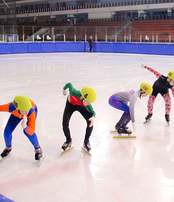Открытое первенство Центра  по шорт- треку "Зимние потешки" 2023