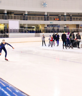 "Зимние потешки 2023" по конькобежному спорту