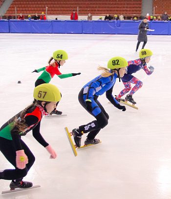 Открытое первенство Центра  по шорт- треку "Зимние потешки" 2023