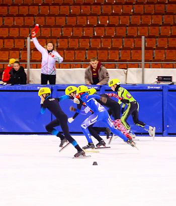Открытое первенство Центра  по шорт- треку "Зимние потешки" 2023