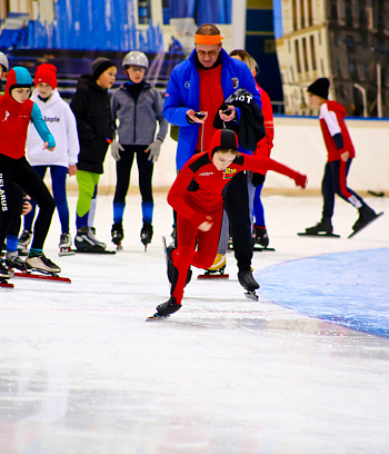 "Зимние потешки 2023" по конькобежному спорту