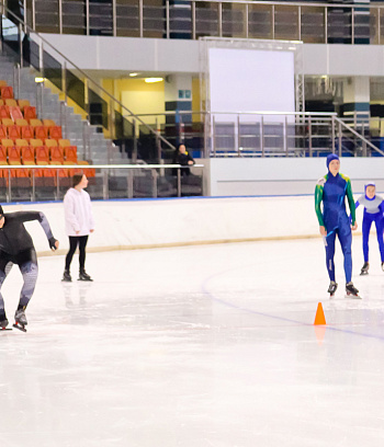 "Зимние потешки 2023" по конькобежному спорту