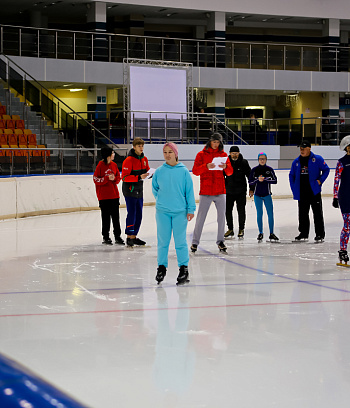 "Зимние потешки 2023" по конькобежному спорту