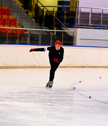 "Зимние потешки 2023" по конькобежному спорту