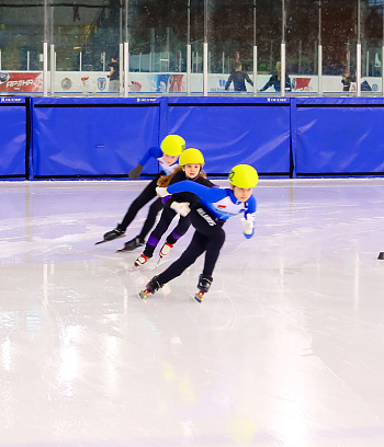 Открытое первенство Центра  по шорт- треку "Зимние потешки" 2023