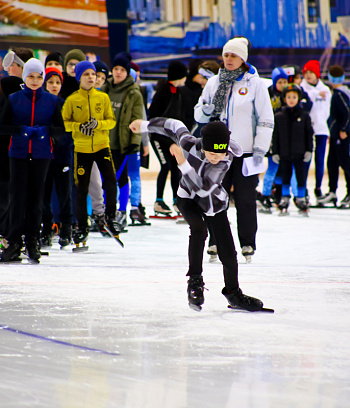 "Зимние потешки 2023" по конькобежному спорту