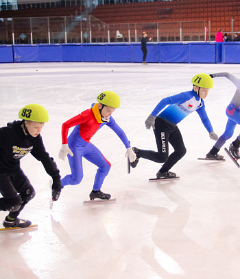 Открытое первенство Центра  по шорт- треку "Зимние потешки" 2023