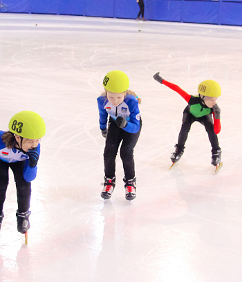 Открытое первенство Центра  по шорт- треку "Зимние потешки" 2023