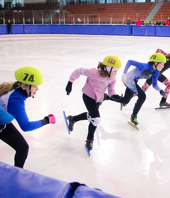 Открытое первенство Центра  по шорт- треку "Зимние потешки" 2023
