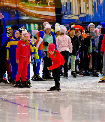 "Зимние потешки 2023" по конькобежному спорту