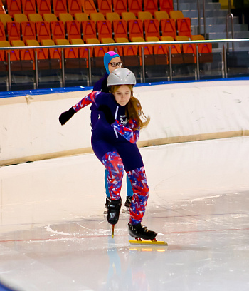 "Зимние потешки 2023" по конькобежному спорту