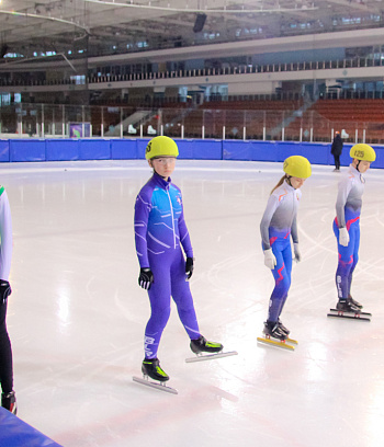 Открытое первенство Центра  по шорт- треку "Зимние потешки" 2023