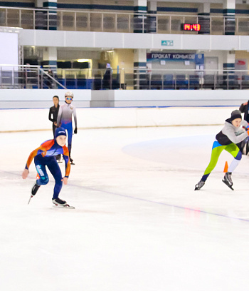 "Зимние потешки 2023" по конькобежному спорту