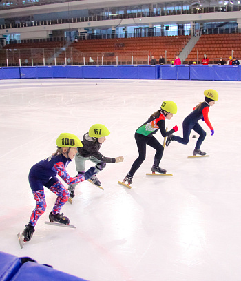Открытое первенство Центра  по шорт- треку "Зимние потешки" 2023