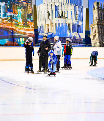 "Зимние потешки 2023" по конькобежному спорту