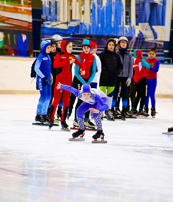 "Зимние потешки 2023" по конькобежному спорту