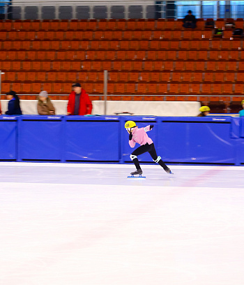 Открытое первенство Центра  по шорт- треку "Зимние потешки" 2023