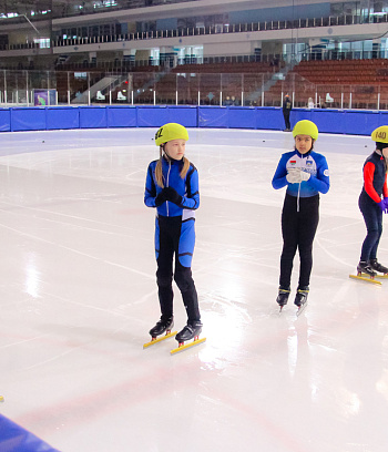 Открытое первенство Центра  по шорт- треку "Зимние потешки" 2023