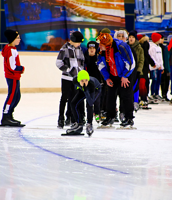 "Зимние потешки 2023" по конькобежному спорту