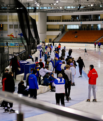 "Зимние потешки 2023" по конькобежному спорту