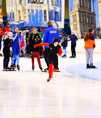"Зимние потешки 2023" по конькобежному спорту