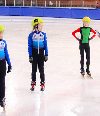 Открытое первенство Центра  по шорт- треку "Зимние потешки" 2023