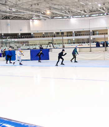 "Зимние потешки 2023" по конькобежному спорту