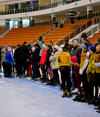"Зимние потешки 2023" по конькобежному спорту