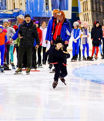 "Зимние потешки 2023" по конькобежному спорту